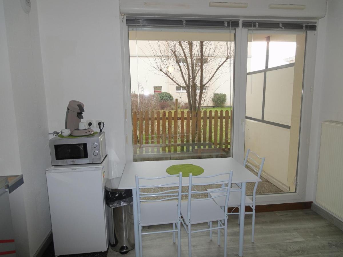 Logement Type Studio 1 Piece Proche Zenith Strasbourg Exteriör bild