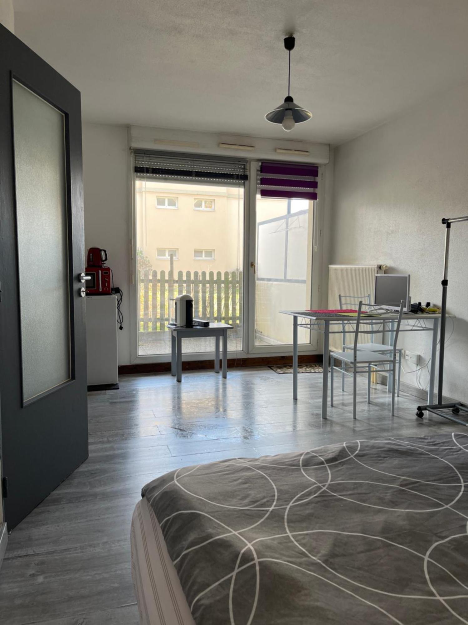 Logement Type Studio 1 Piece Proche Zenith Strasbourg Exteriör bild